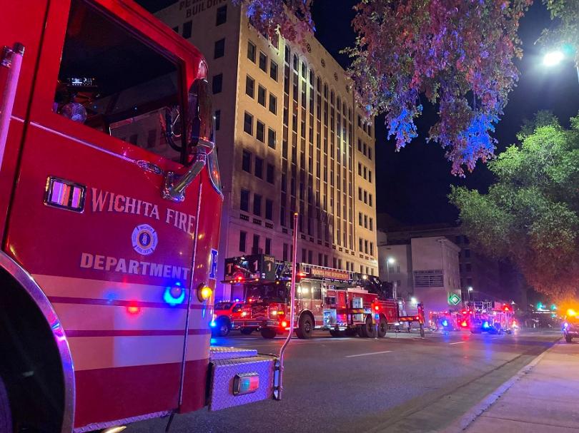 You are currently viewing Fire at Petroleum Building in Wichita