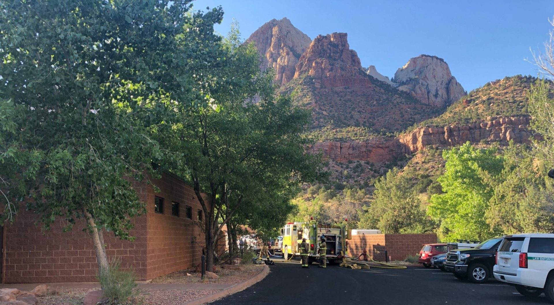 You are currently viewing Electrical short in truck causes fire at Zion National Park