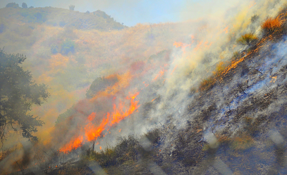 You are currently viewing 7 acres charred in Stevenson Ranch Fire