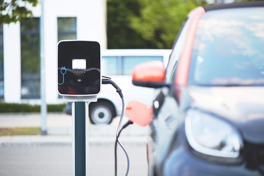 You are currently viewing UK grid expecting 30 million electric cars by 2040