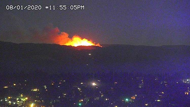 You are currently viewing 250 acre wildfire continues to burn in Oregon