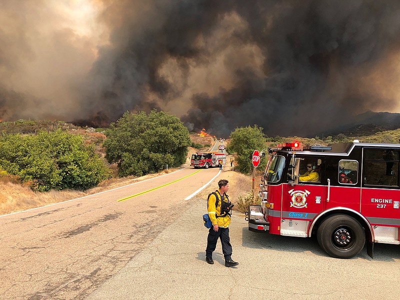 You are currently viewing 4k acres burn in wildfire near San Diego