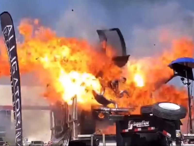 You are currently viewing WATCH: engine explodes, blows truck to pieces
