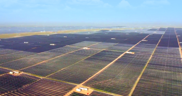 china-s-largest-ever-solar-farm-goes-live-on-grid-cip-news